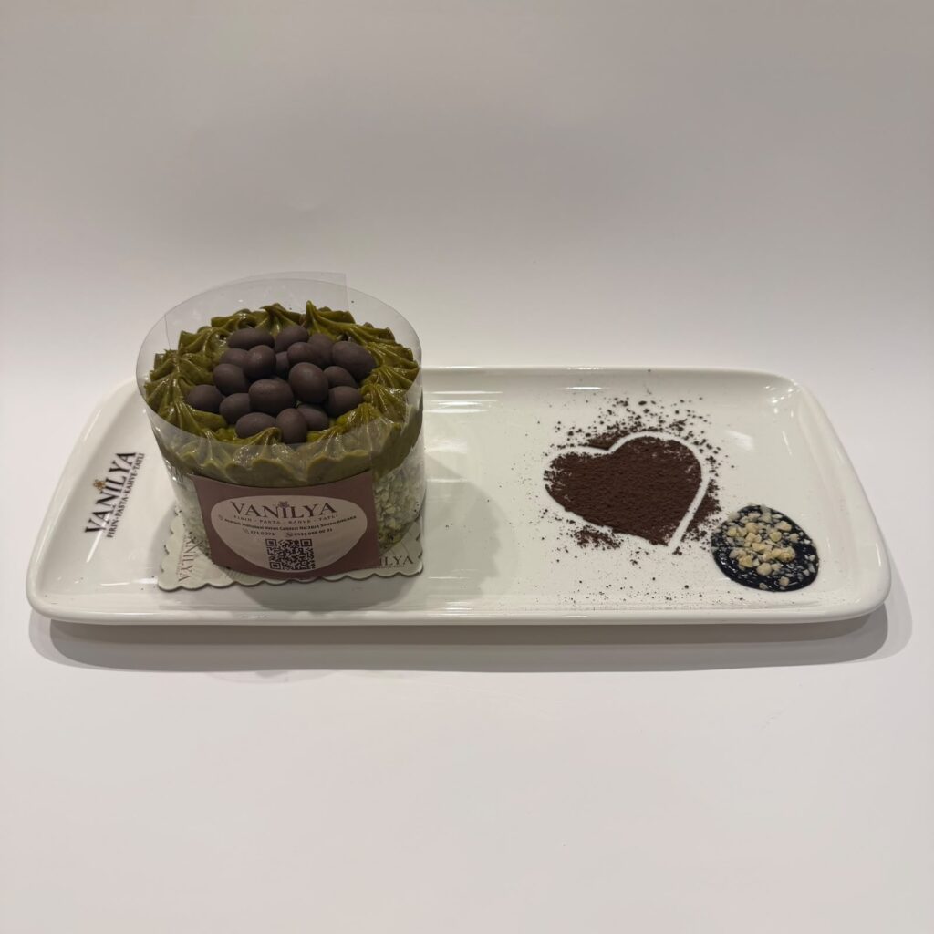 Antep Fıstıklı Adet Pasta